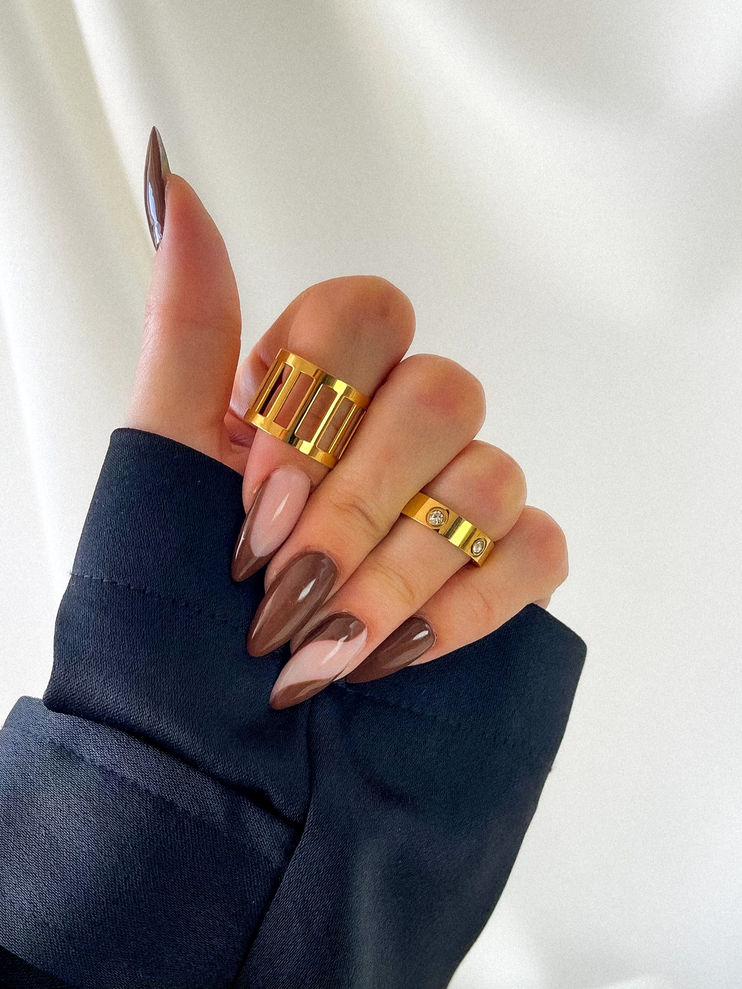 9f2249_552d8dba427d43cea23009410136d327mv2