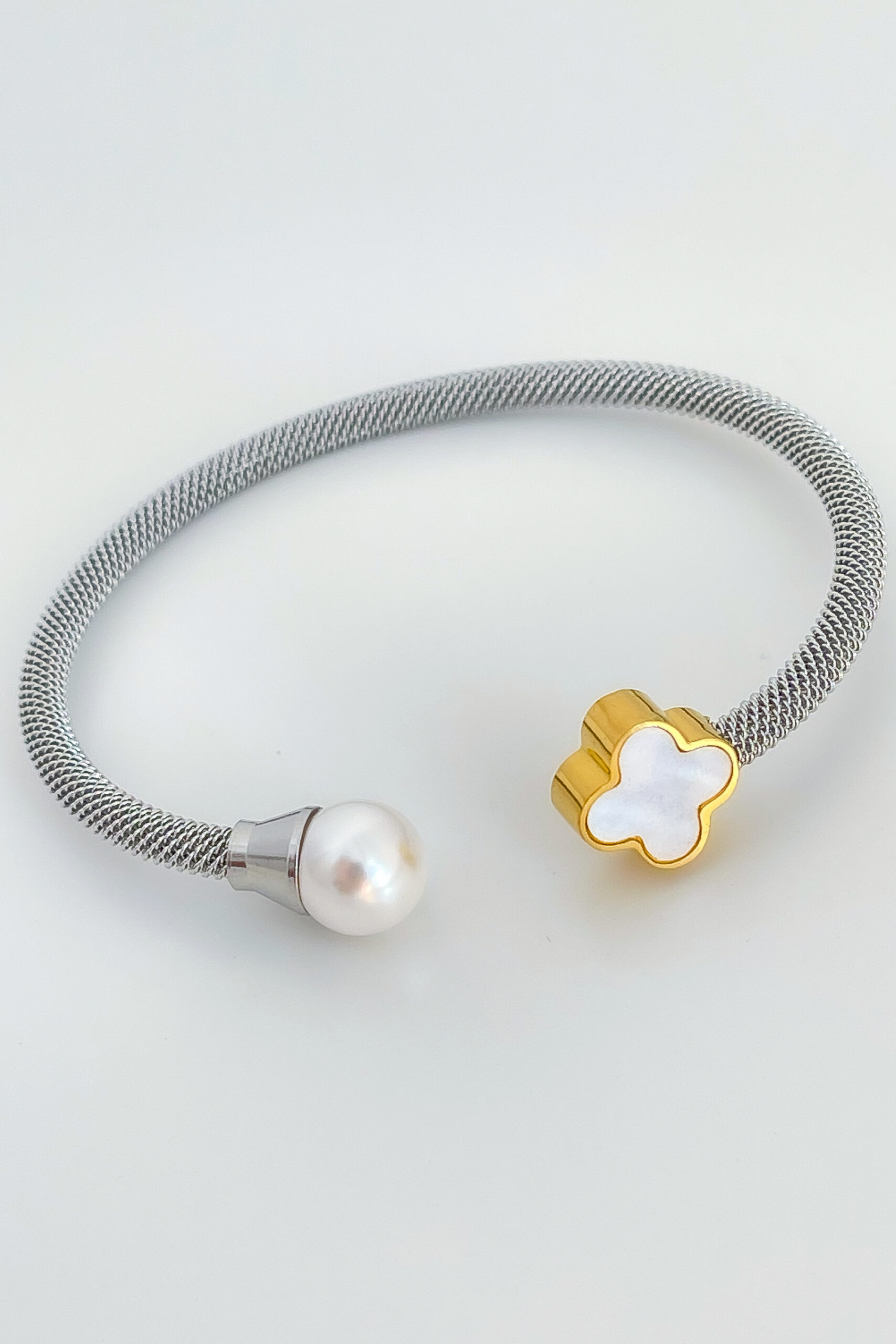 9f2249_69d5c6913e1d4a58b6370eb35f45ae4bmv2